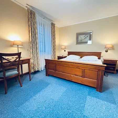 Hotel Opera-2